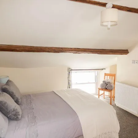 11 Upper Brook Street بيت للعطل *